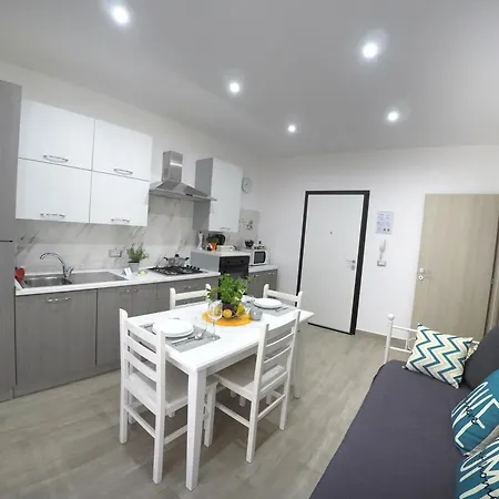 Midos Apartament *